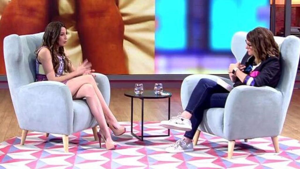 Toñi Moreno a Almudena Cid: “Le di un pico a tu marido, pero estoy enamorada de ti”