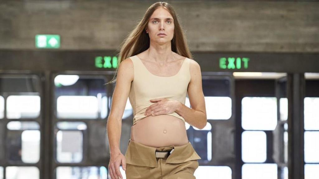 Otro de los modelos embarazados.