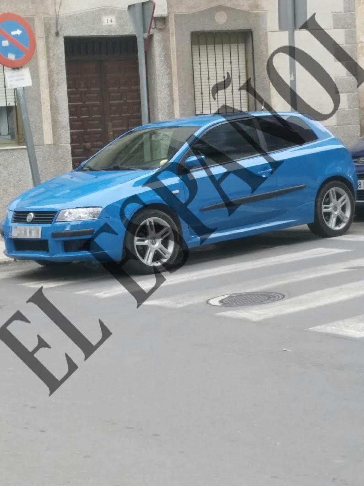 El policía local de Puertollano en más de una ocasión aparcó su coche durante días en paso de cebra de la población ciudadrealeña.