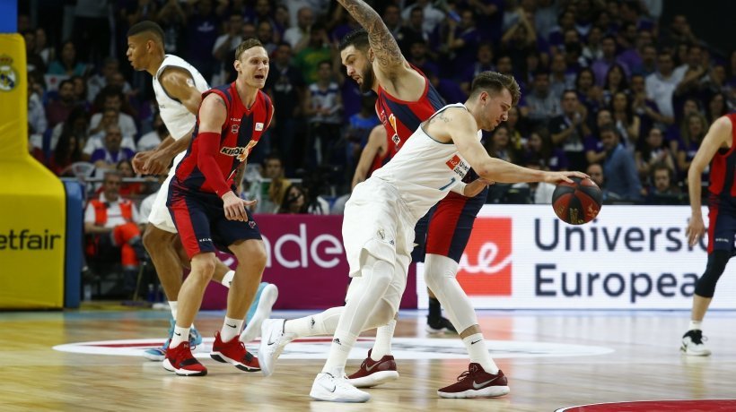 Felipe Reyes denuncia el robo contra el Madrid ante las quejas de Baskonia