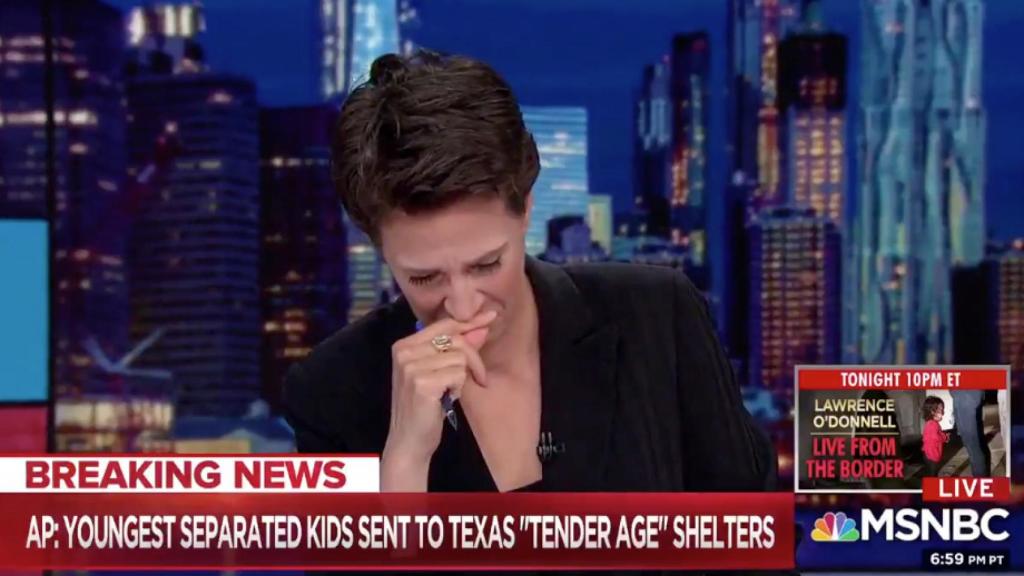 Una periodista de NBC rompe a llorar al hablar de la política migratoria de Trump