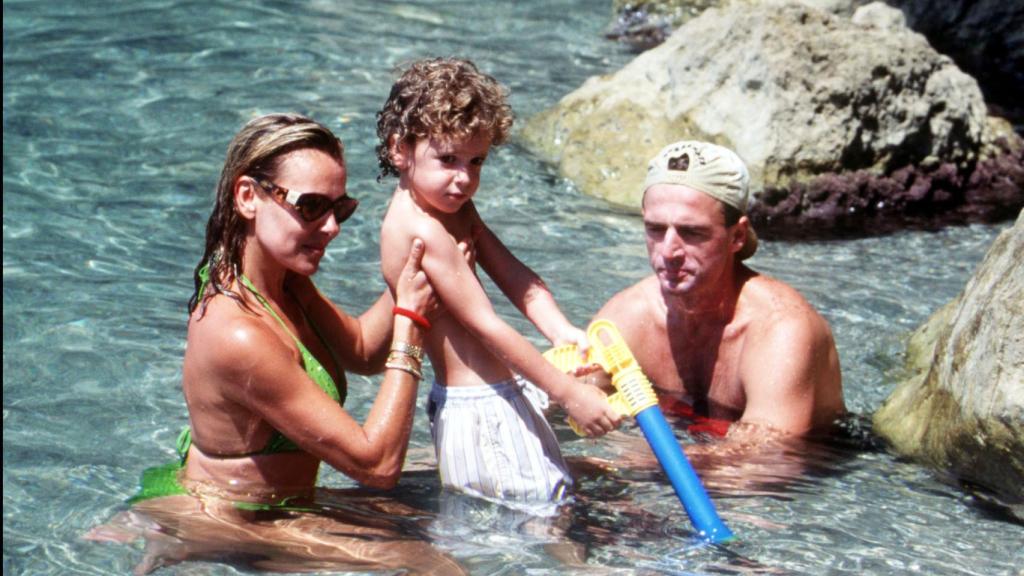 Ana García Obregón, Alessandro Lequio y Álex Lequio.