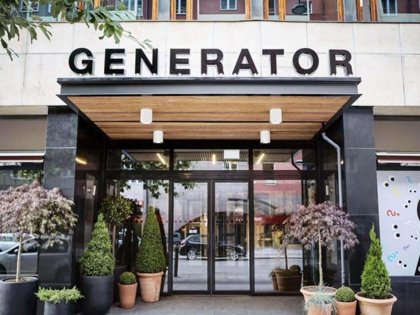 Fachada de uno de los hostels de Generator.