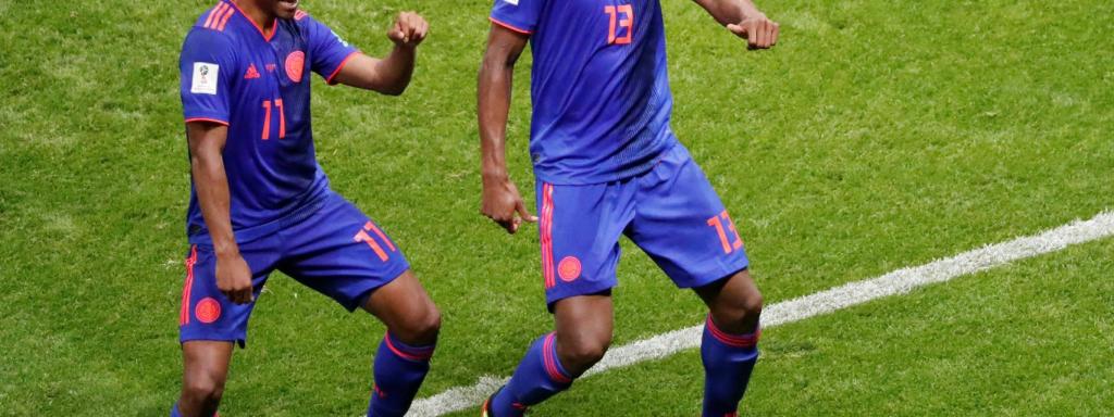 Juan Quintero celebra su gol con Colombia.