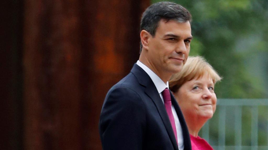 Pedro Sánchez, este martes en Berlín con Angela Merkel.