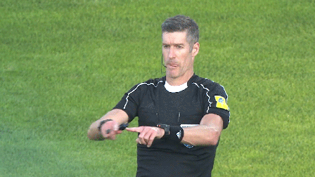 Señal de VAR Foto: fifa.com