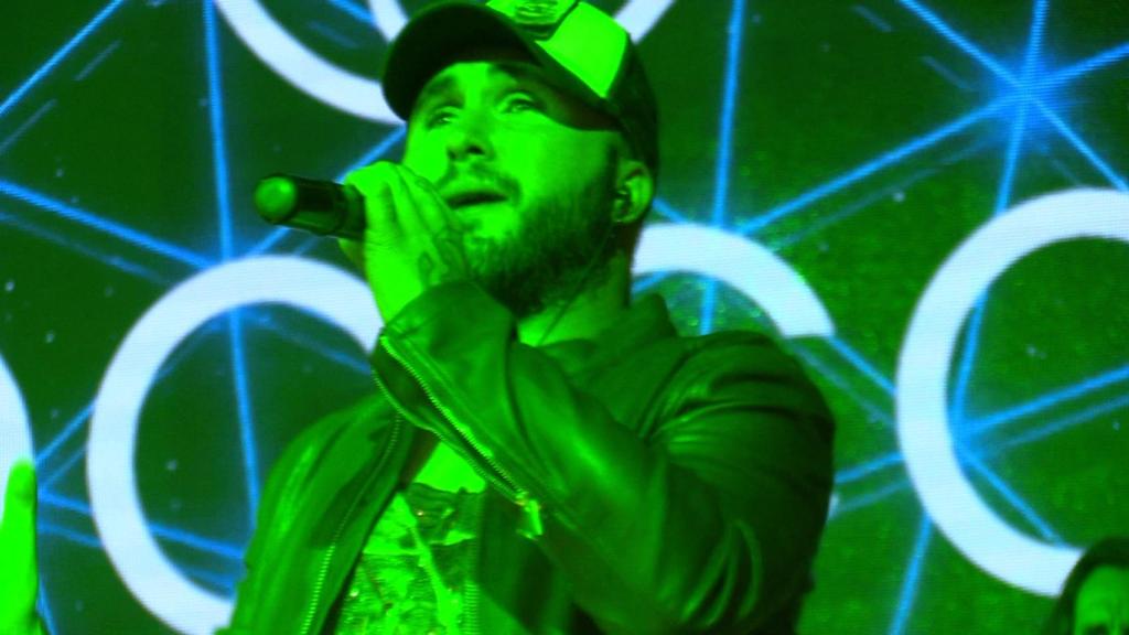 El intérprete en uno de sus últimos conciertos.