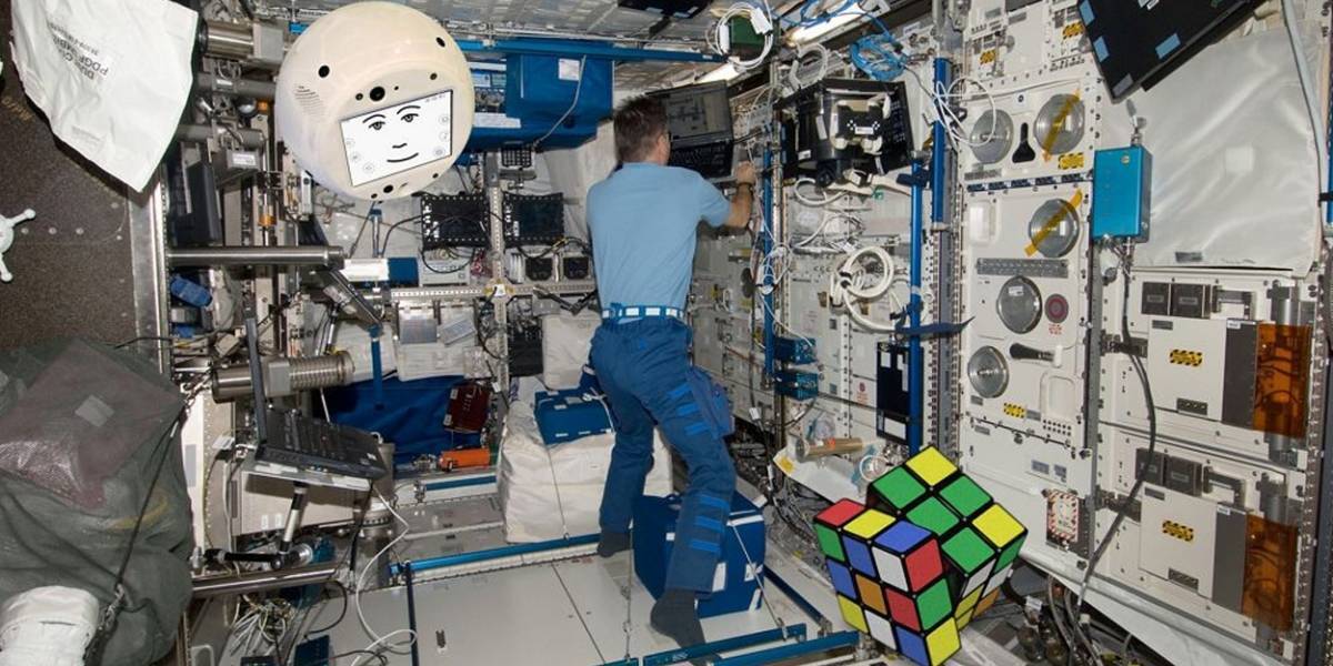 robot iss cimon nasa inteligencia artificial