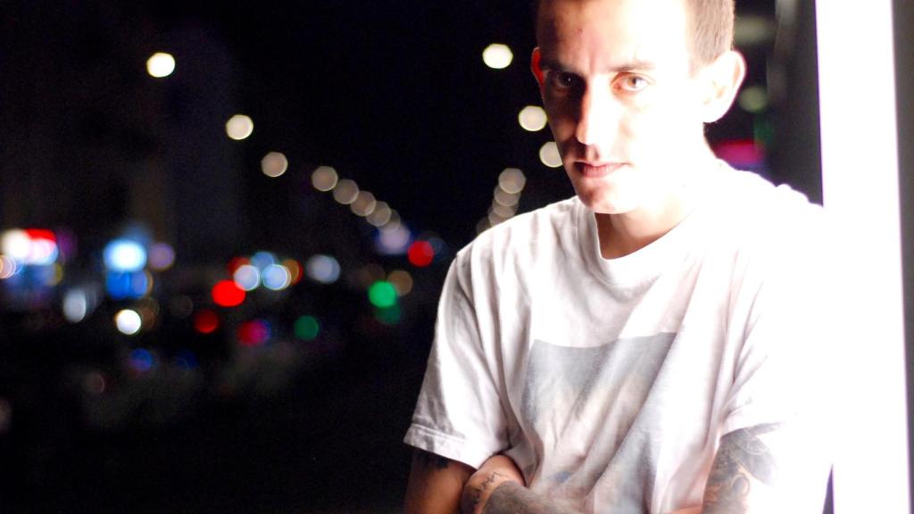 Sergio se va a California a trabajar en las plantaciones de marihuana.