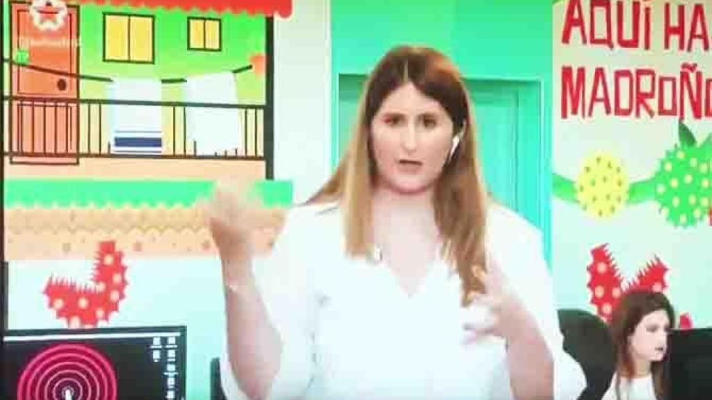 Una colaboradora de 'Aquí hay madroño' huye en directo por los nervios