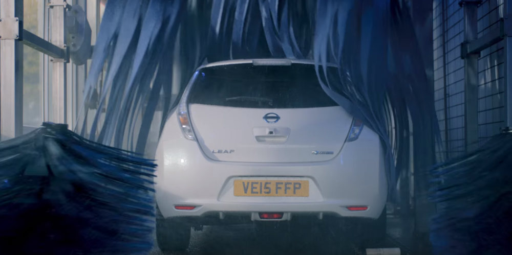 coche electrico autolavado