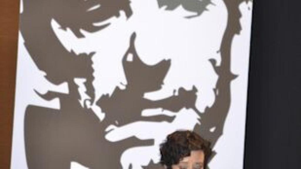 Silueta del escritor vallisoletano Miguel Delibes