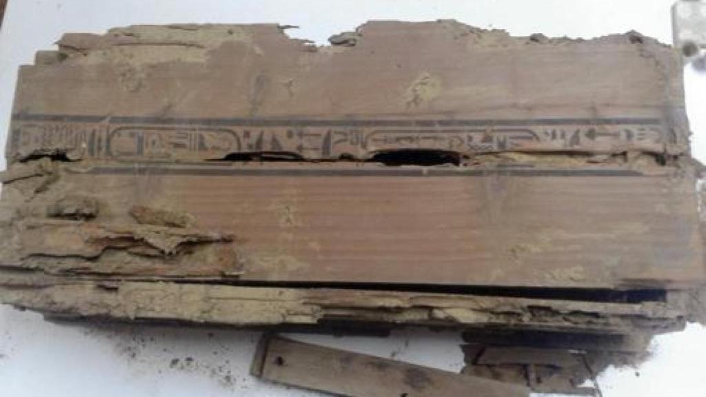 Una de las inscripciones de los ataúdes