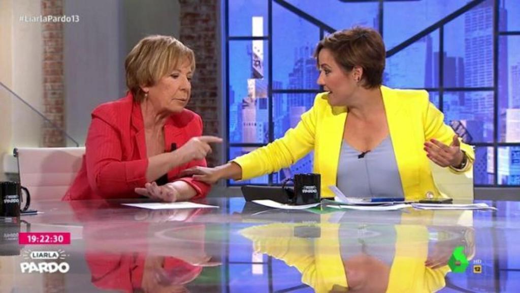 Nuevo zarpazo de Celia Villalobos a laSexta: Esta cadena manipula demasiado