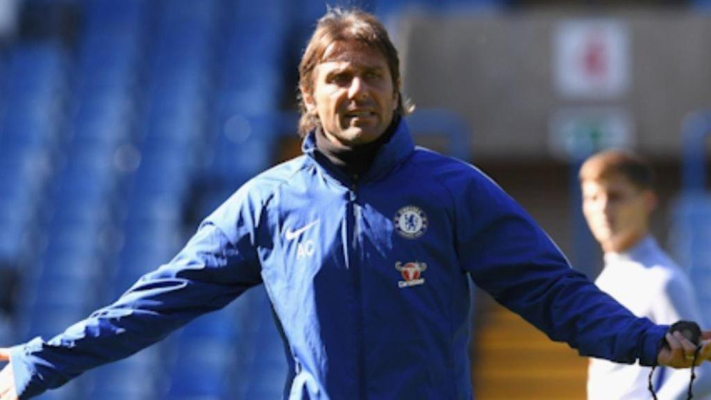 OFICIAL: Conte deja el Chelsea