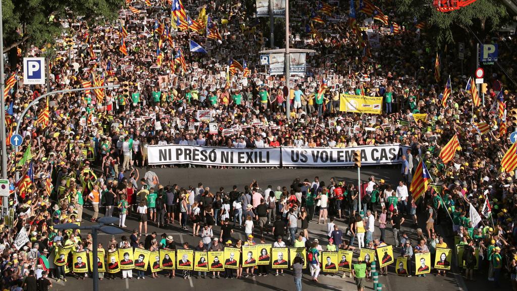 Fotografías de los exiliados y los políticos presos han avanzando en primer lugar