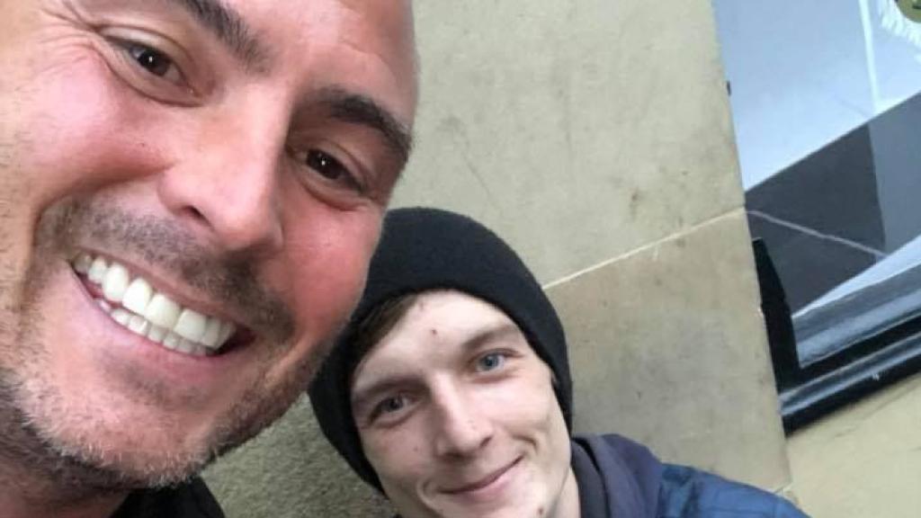 James Minss y  Ryan Davidson el día que se conocieron.