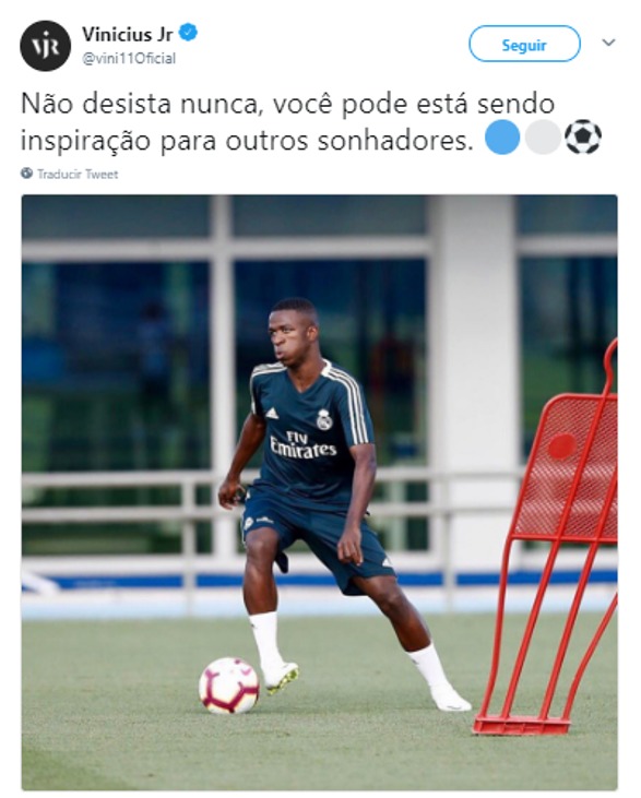 Tuit de Vinicius