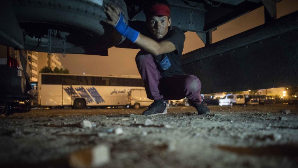 Driss Moukaddem, marroquí de 37 años, ha sido expulsado tres veces de Europa tras colarse en camiones que trasportan mercancías en los ferris que unen Tánger con los puertos gaditanos de Tarifa y Algeciras.