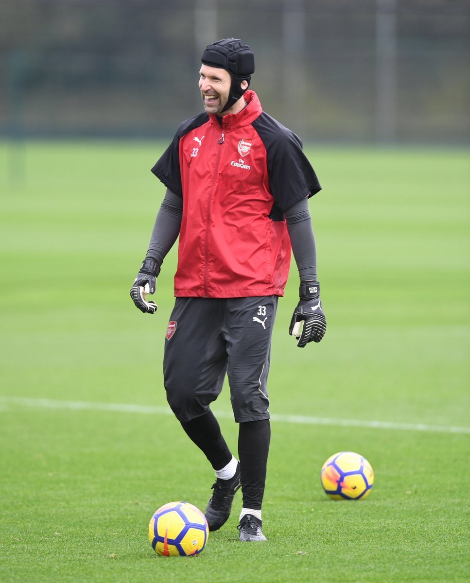Petr Cech, durante un entrenamiento del Arsenal - @PetrCech