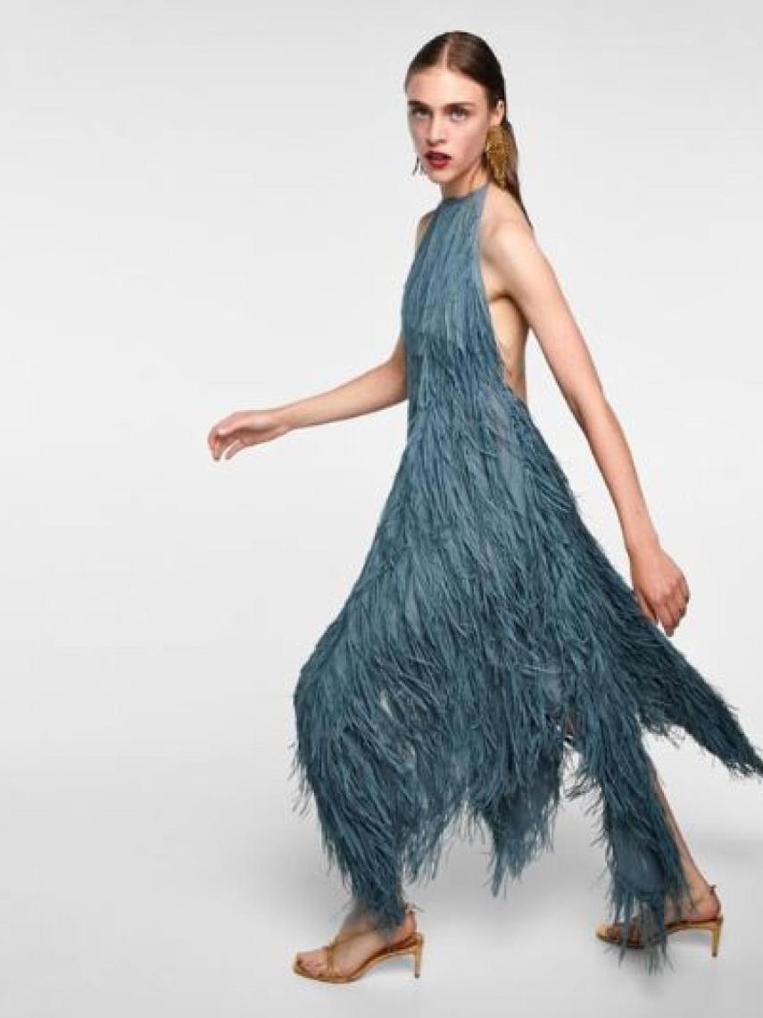 Vestido de Zara en color plomo.