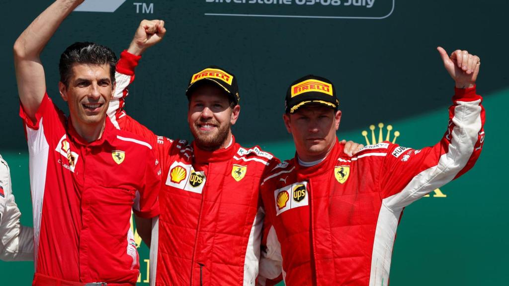 Sebastian Vettel y Kimi Raikkonen en el Gran Premio de Silverstone