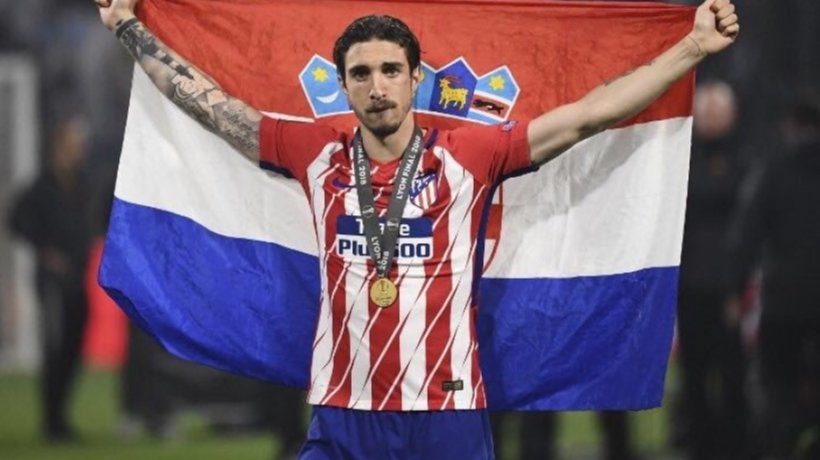 El Inter hará el último esfuerzo por Vrsaljko