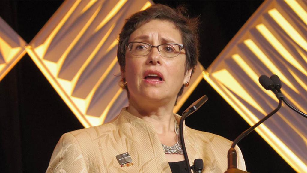 Erica Groshen, investigadora en la Escuela de Relaciones Industriales Laborales de la Universidad de Cornell, durante su intervención.