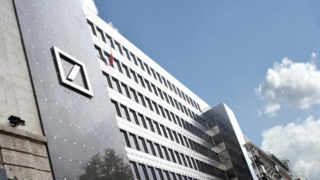 Sede del DB en España.