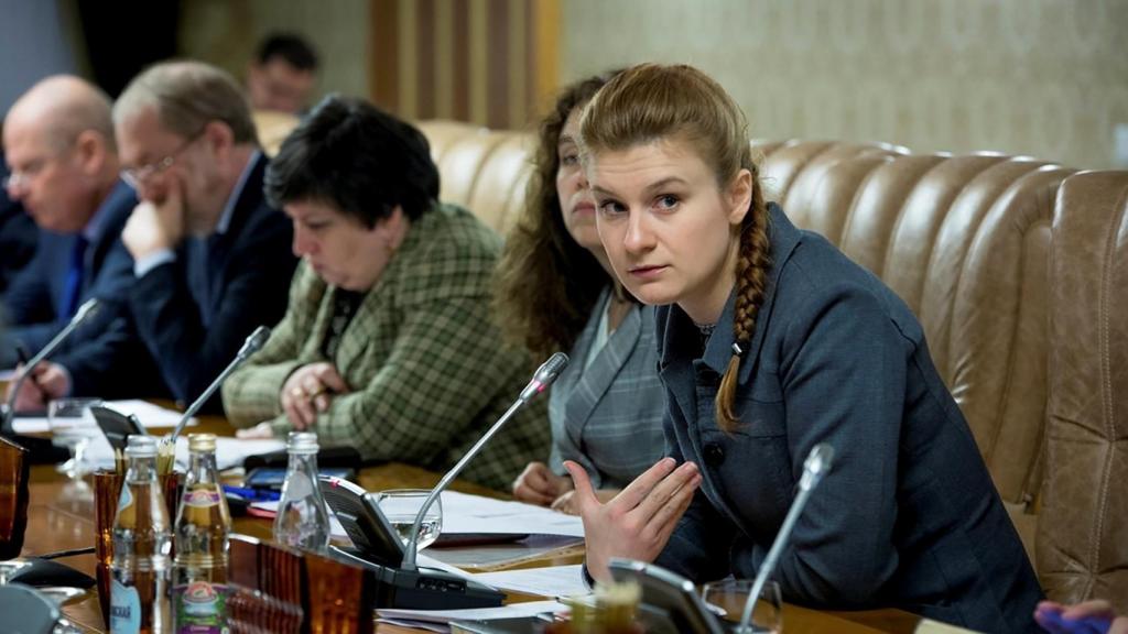 Maria Butina durante una reunión con un grupo de expertos del Gobierno ruso.
