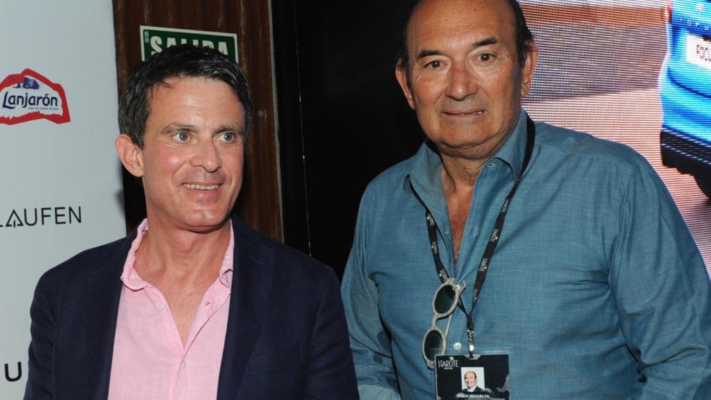 Manuel Valls y Félix Revuelta posando antes del evento.