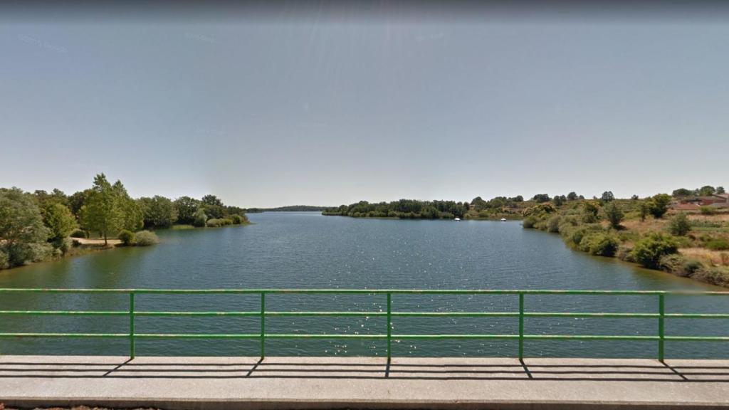 Vistas desde el otro lado de la playa de Cional