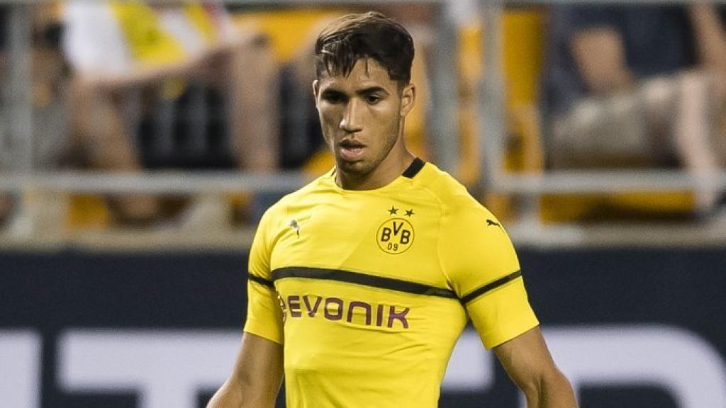 Achraf debuta con el Borussia Dortmund. Foto: Twitter (@AchrafHakimi)