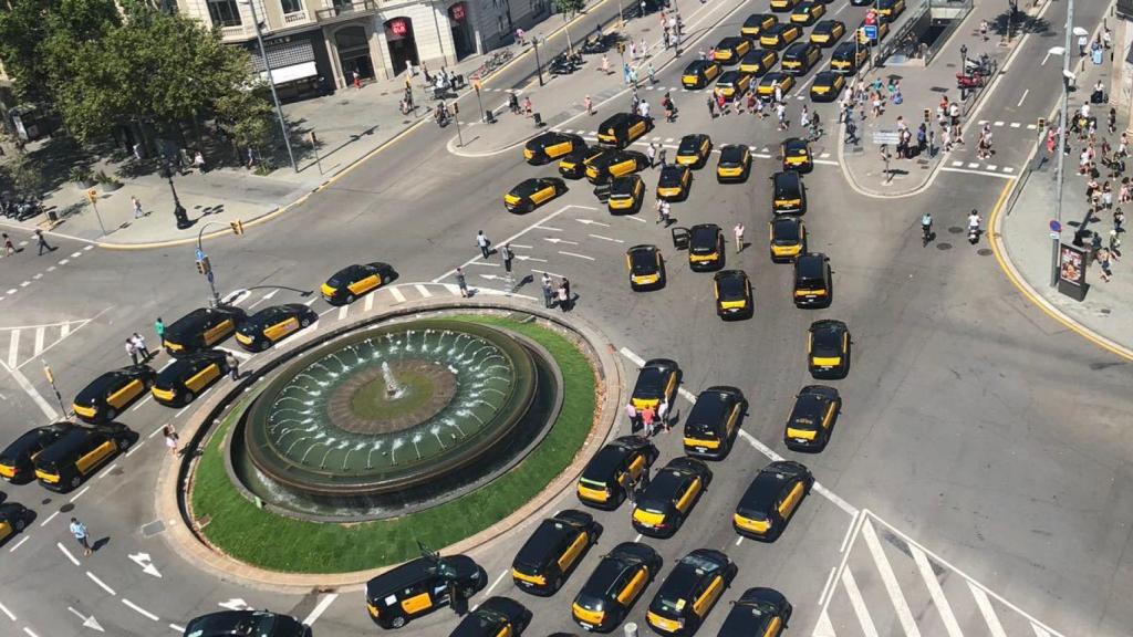Protestas del taxi en Barcelona para colapsar la ciudad.