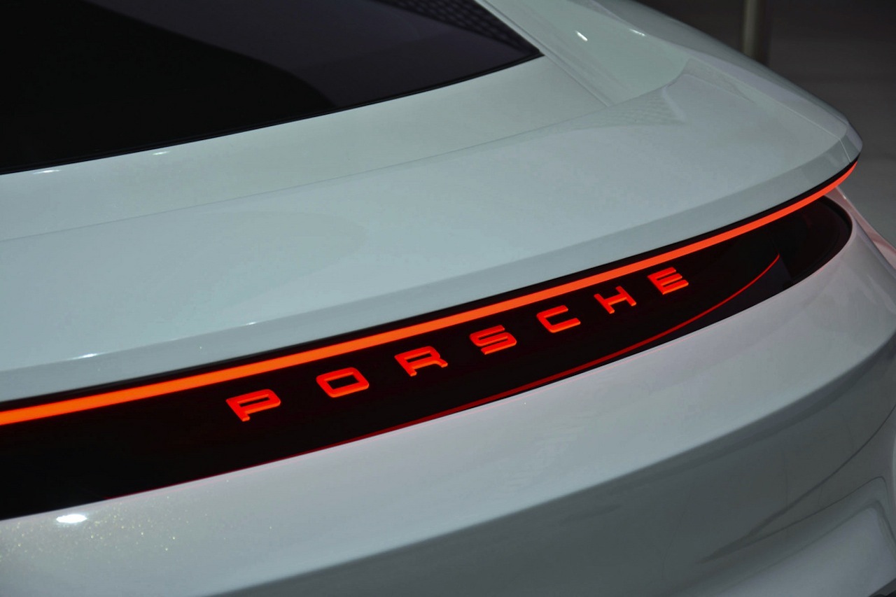 porsche taycan mission e