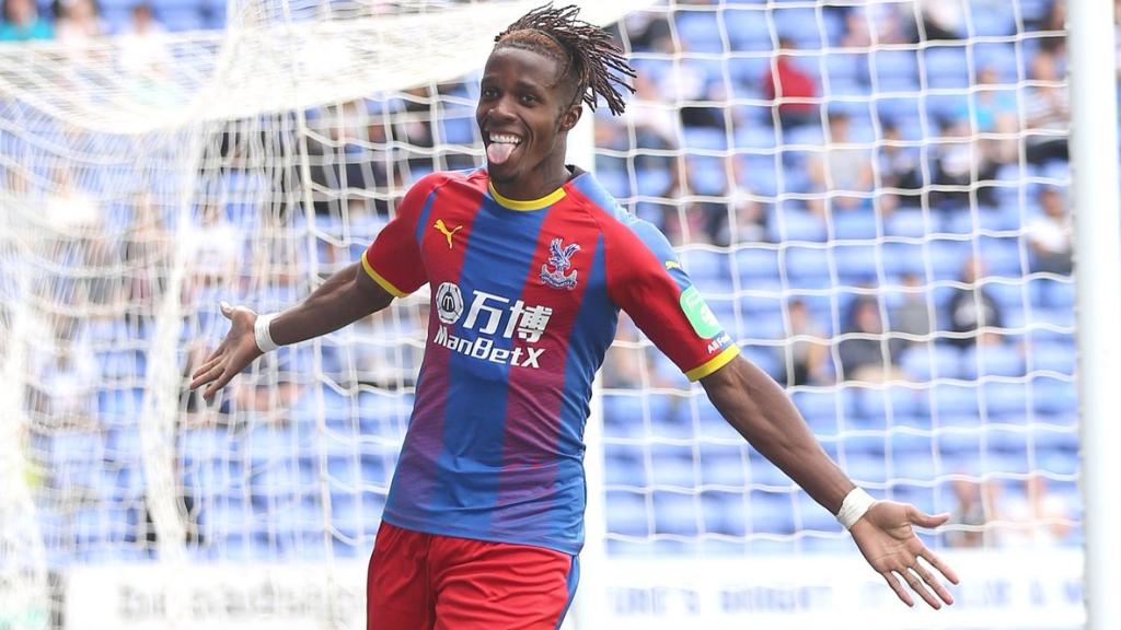 Zaha en un partido con el Crystal Palace