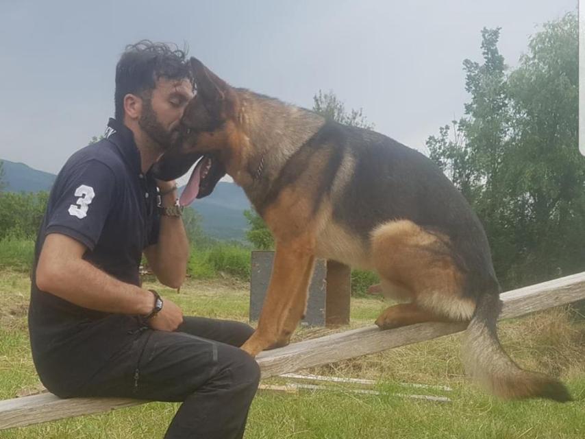 Un día nos abrazaremos de nuevo