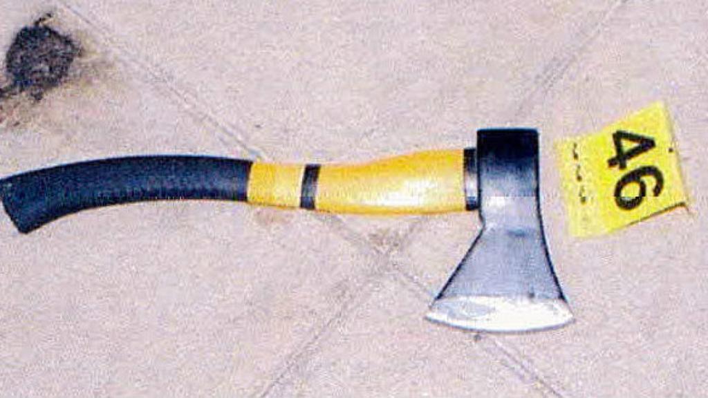 Un hacha utilizada en los ataques.