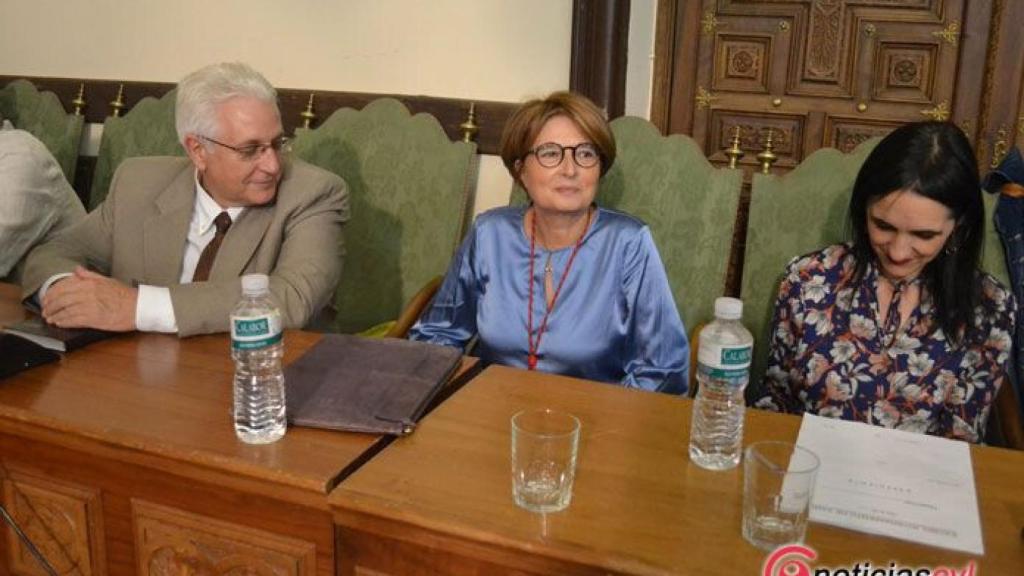 zamora pleno ayuntamiento_DSC_0091adoracion martin