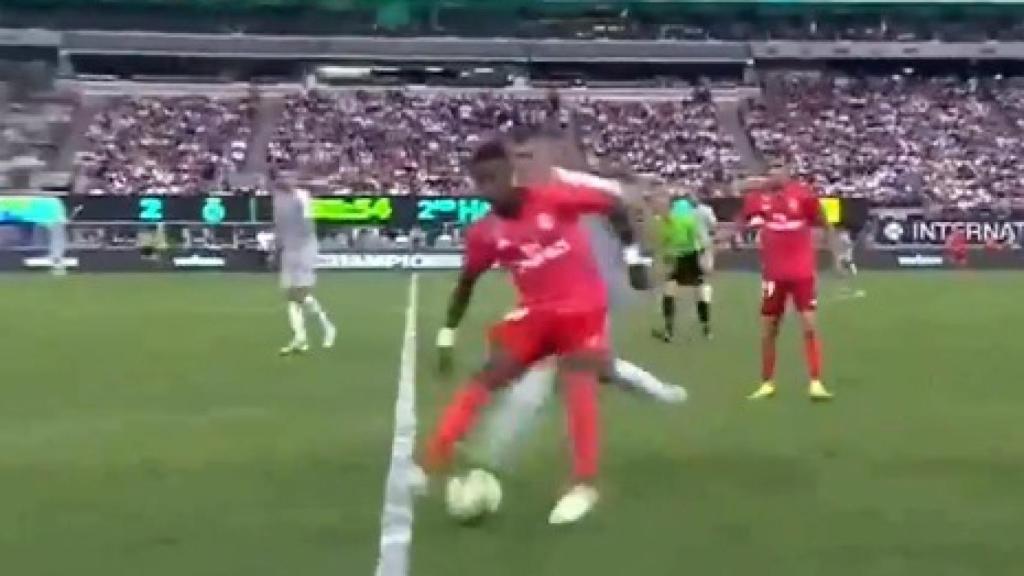 Jugada de Vinicius.