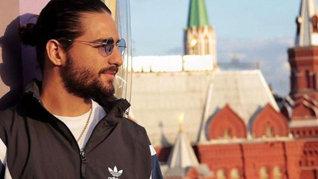 Maluma en Moscú días después del robo en una imagen de sus redes sociales.