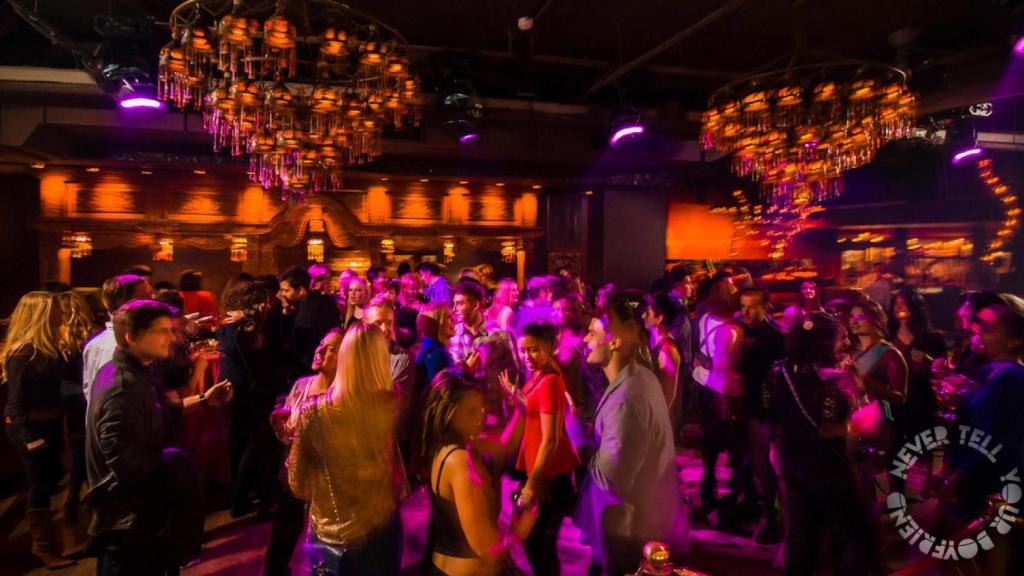 Evento 'Never tell your boyfriend' en CDLC