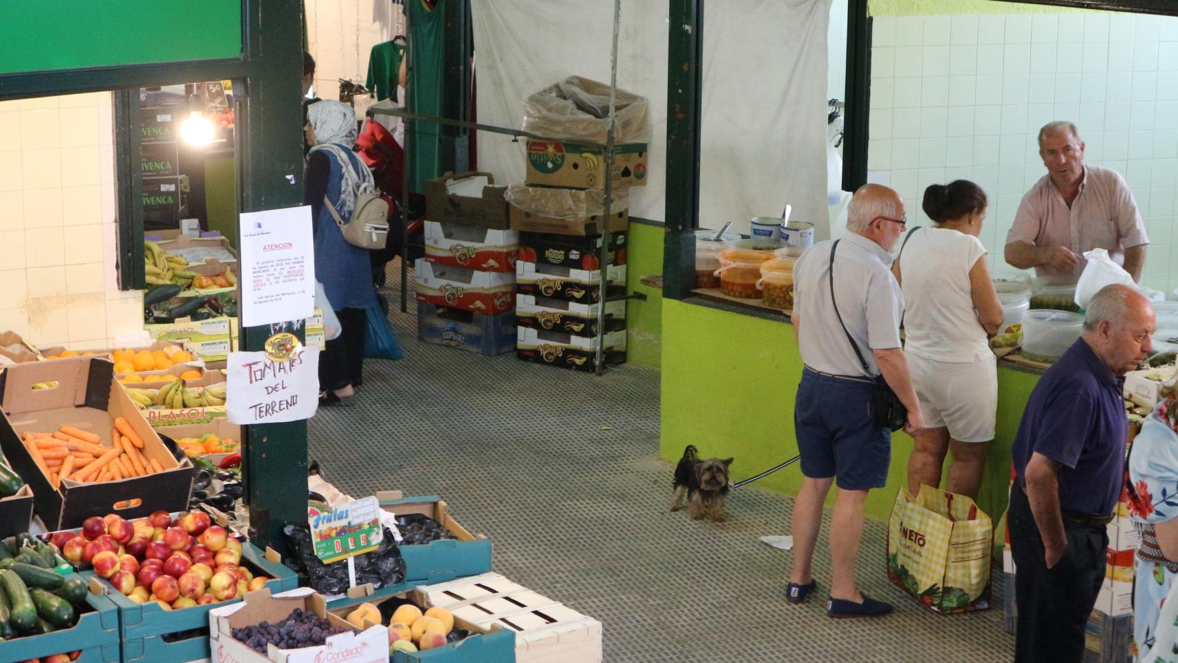 Recorrido por Las Navas del Marqués (Ávila) el refugio de Pablo Casado