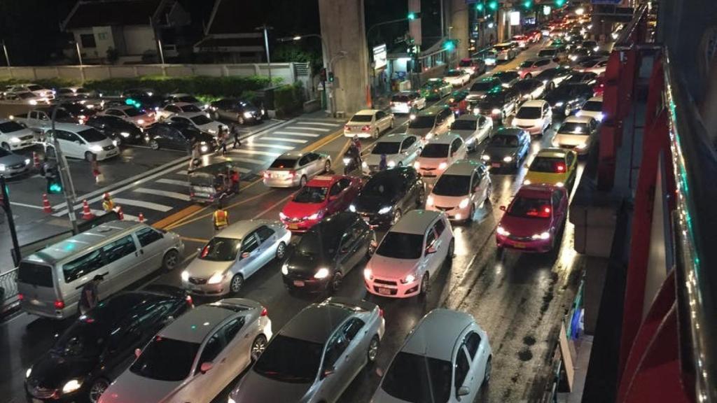 Peajes según el carril o según el tipo de vehículo, la solución contra la desigualdad.
