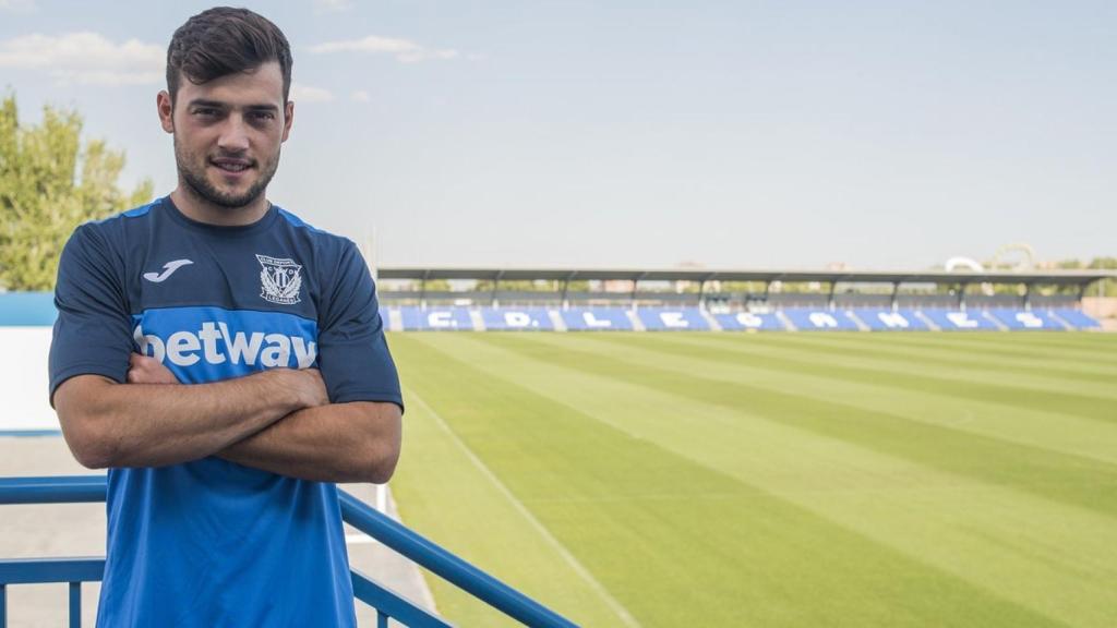 José Arnaiz ficha por el Leganés. Foto: Twitter (@CDLeganes)