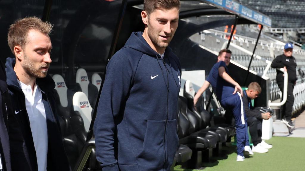 Eriksen y Ben Davies antes de un partido del Tottenham