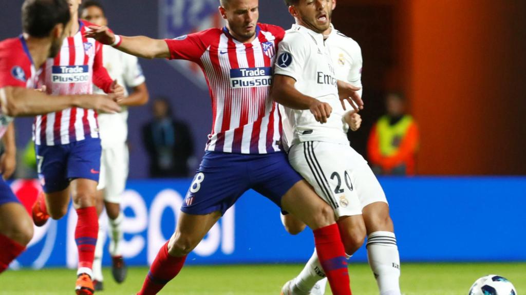 Golpe de Saul Niguez a Marco Asensio