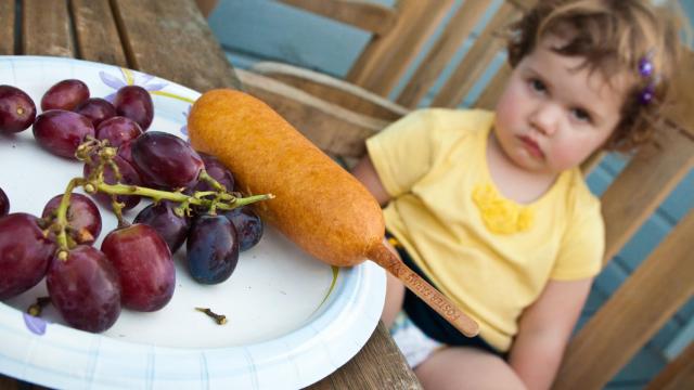 Una de las mayores luchas de la paternidad: alimentar a los más pequeños