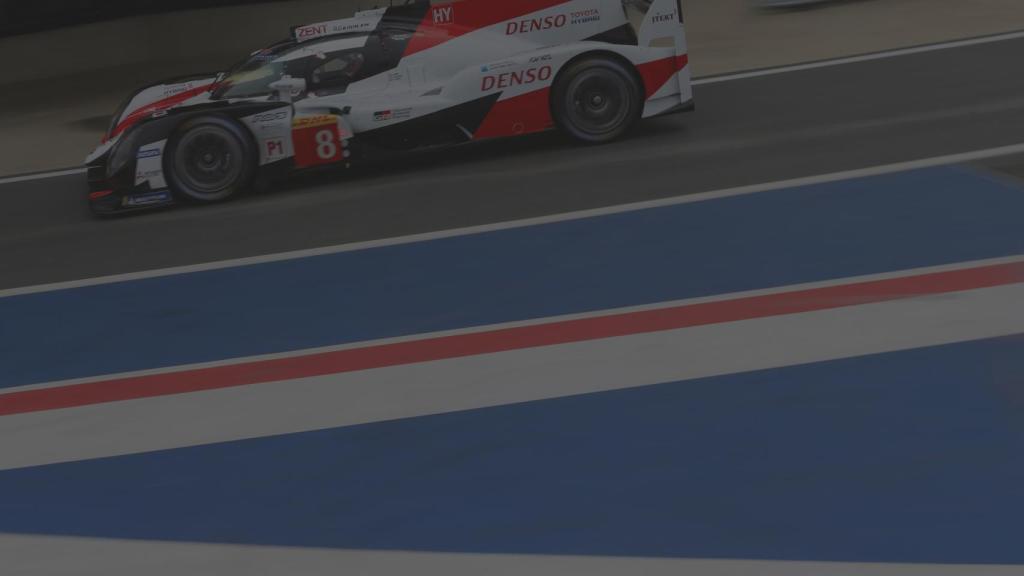 Fernando Alonso, al volante del Toyota #8 durante las 6 Horas de Silverstone
