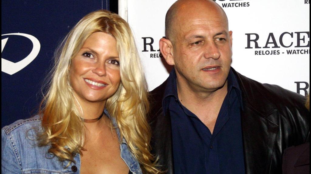 Makoke y Kiko Matamoros en la presentación del libro 'Canalla de mis amores' (2003)